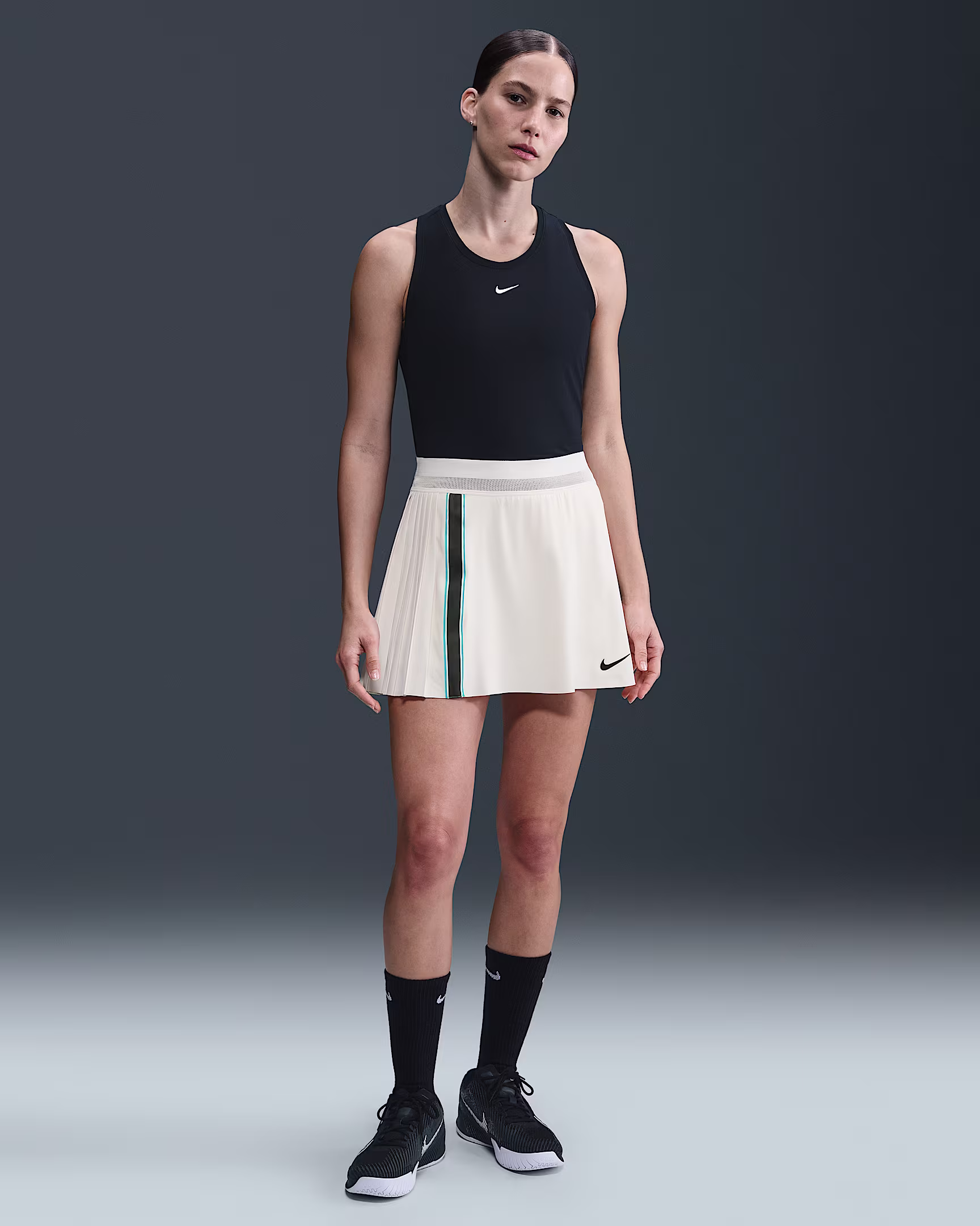 NikeCourt Slam