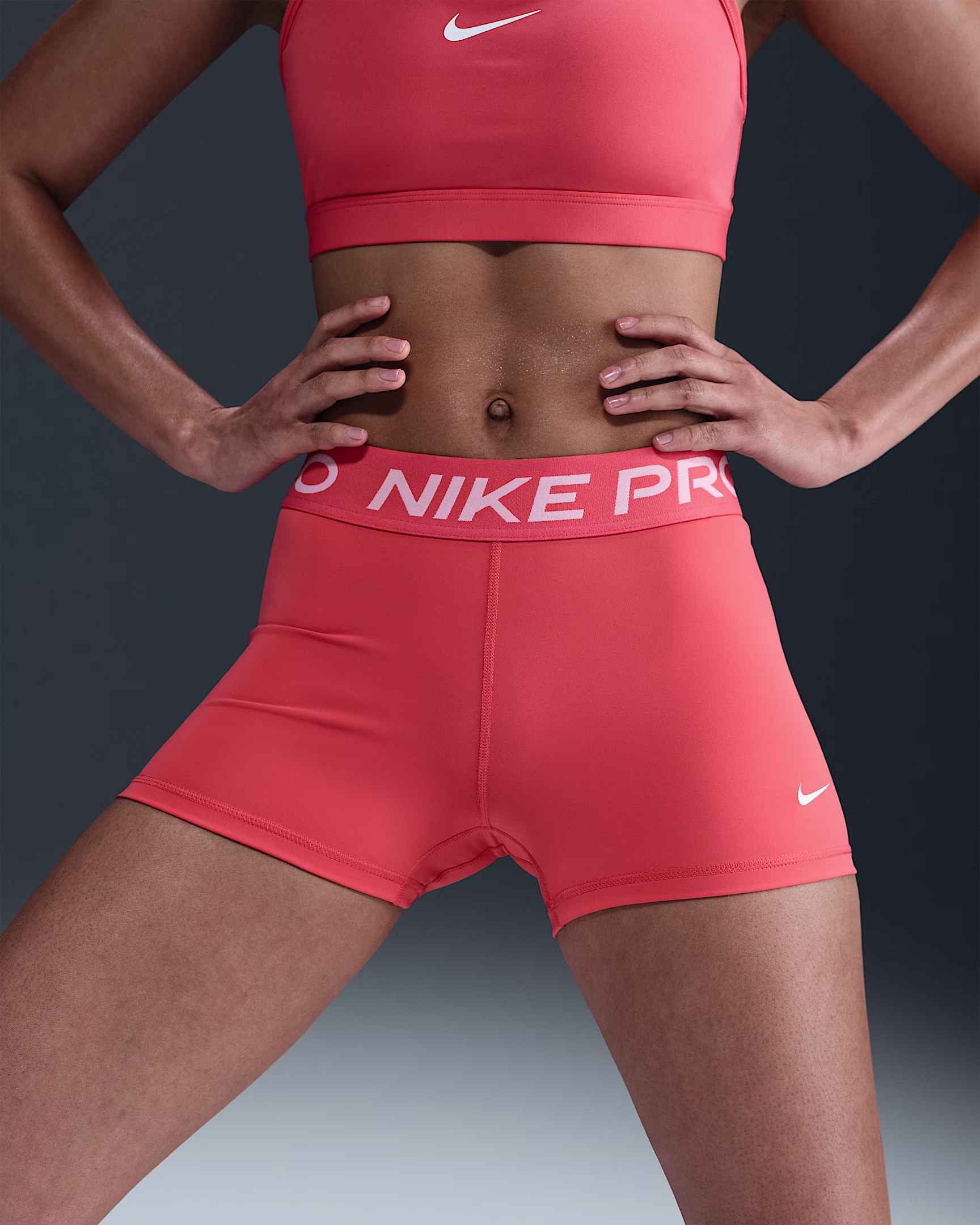Nike Pro