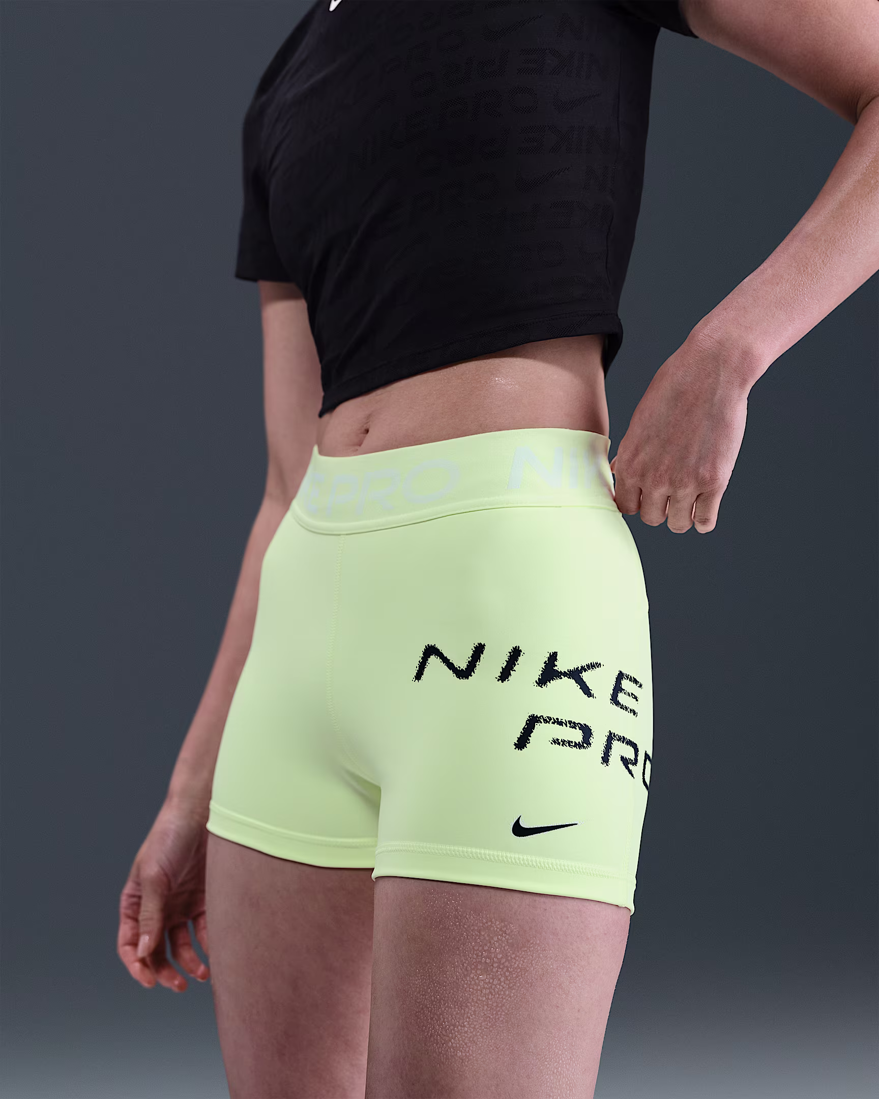 Nike Pro 365