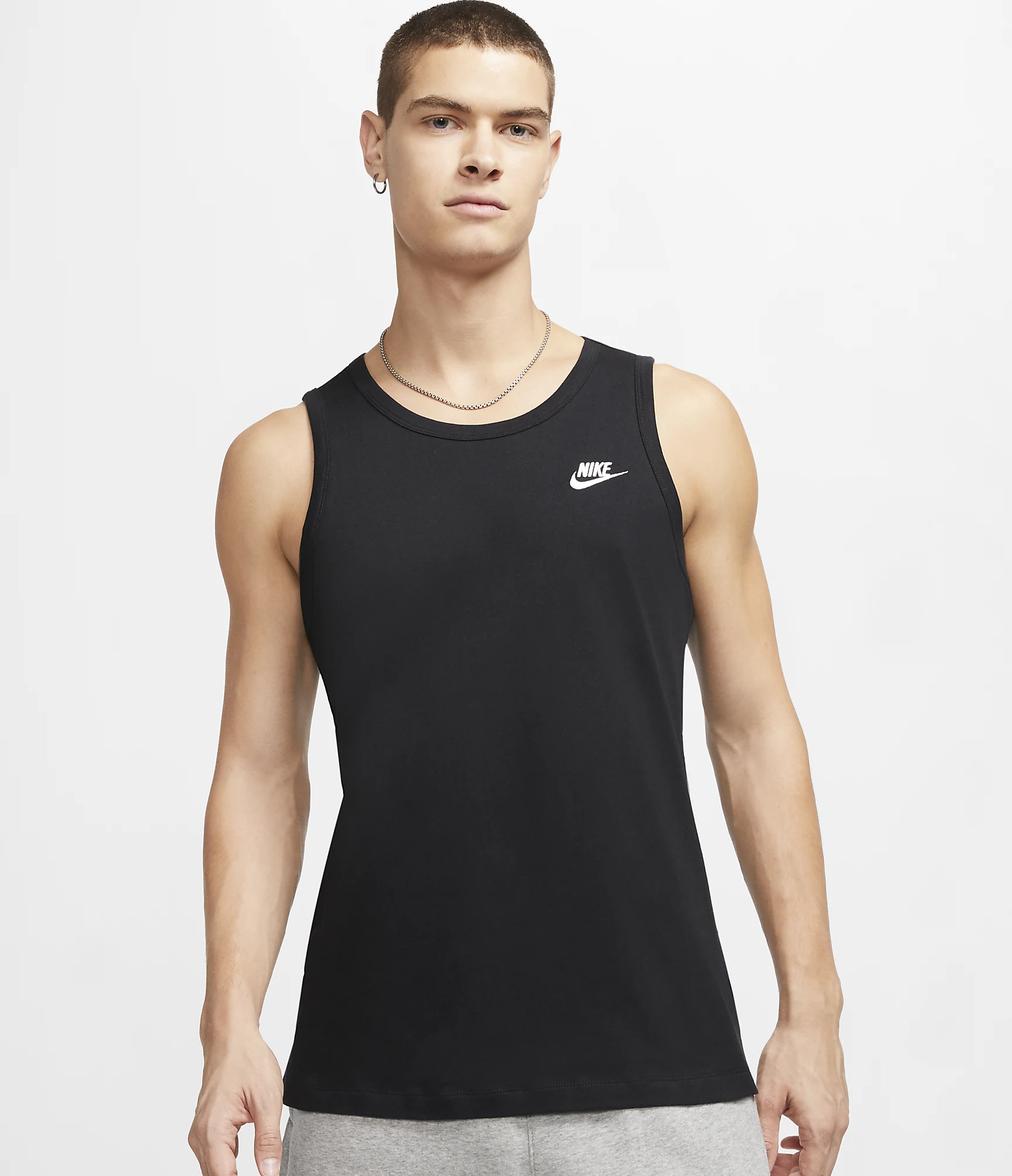 Nike Sportswear Club